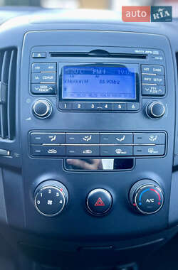 Хэтчбек Hyundai i30 2008 в 