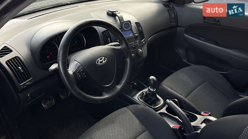 Хэтчбек Hyundai i30 2011 в Одессе