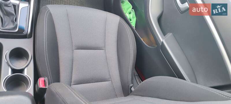 Хэтчбек Hyundai i30 2012 в Ирпене