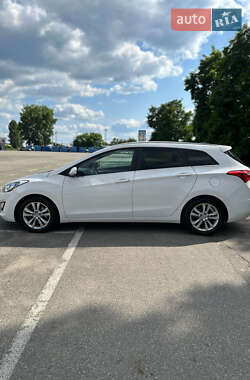 Универсал Hyundai i30 2013 в 
