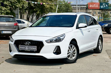 Универсал Hyundai i30 2017 в Киеве