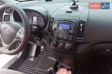 Универсал Hyundai i30 2009 в 