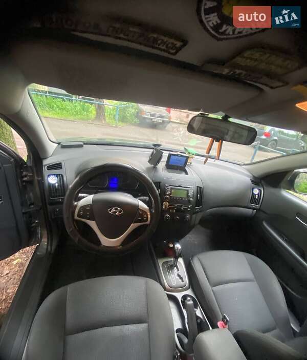 Универсал Hyundai i30 2008 в Киеве