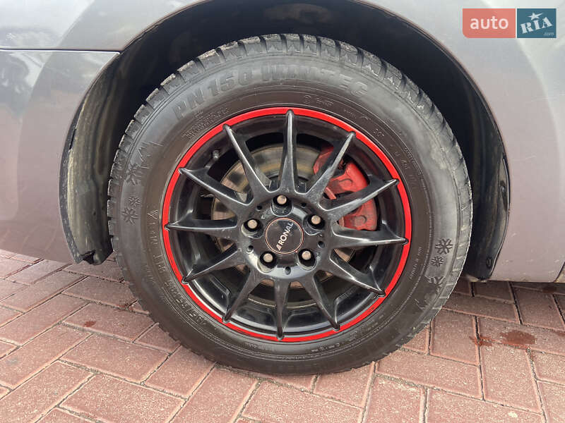Хэтчбек Hyundai i30 2009 в Ровно