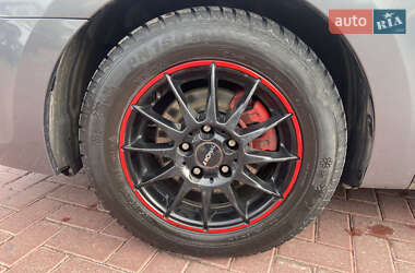 Хэтчбек Hyundai i30 2009 в 