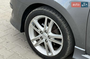 Хэтчбек Hyundai i30 2011 в 