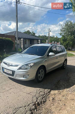 Хетчбек Hyundai i30 2010 в Полтаві