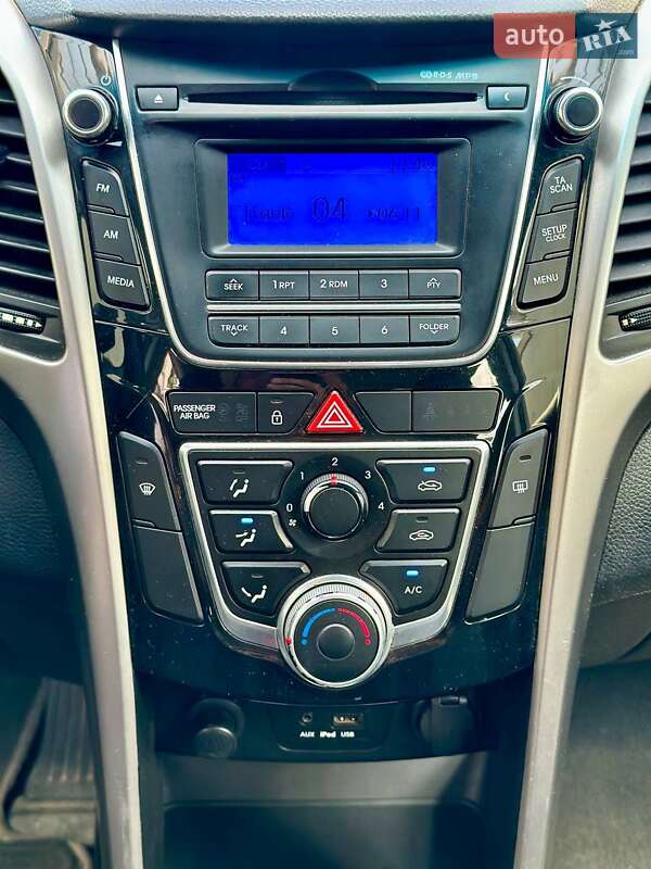 Хэтчбек Hyundai i30 2013 в Днепре