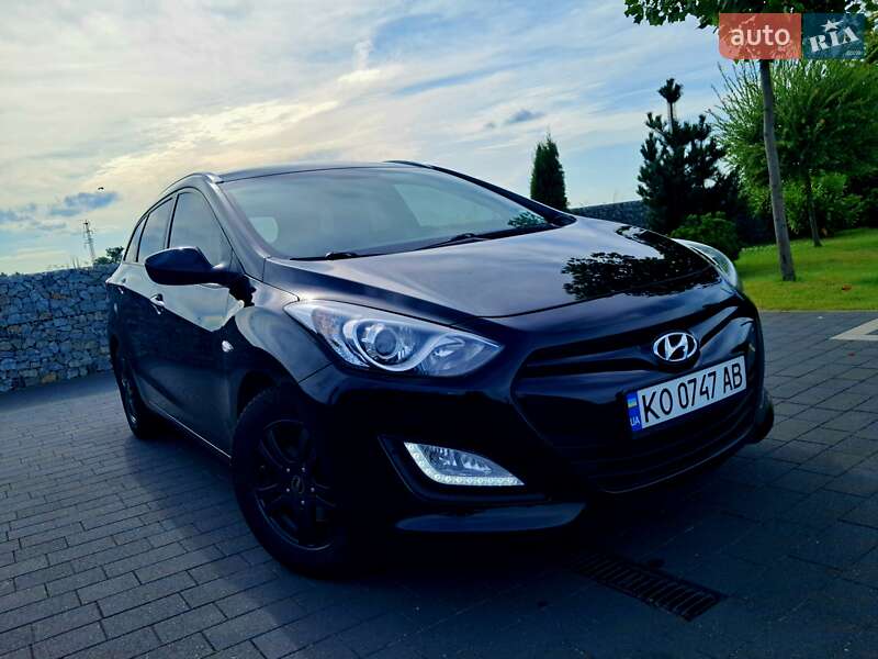 Универсал Hyundai i30 2014 в 
