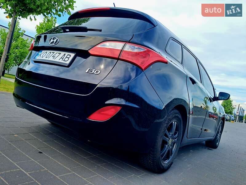 Універсал Hyundai i30 2014 в Мукачевому