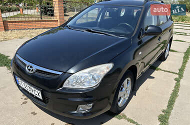 Универсал Hyundai i30 2008 в 