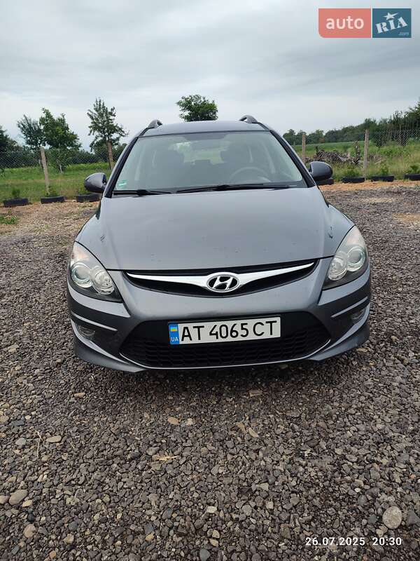 Универсал Hyundai i30 2011 в Ивано-Франковске