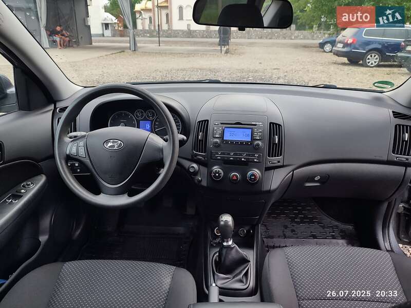 Универсал Hyundai i30 2011 в Ивано-Франковске
