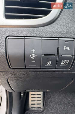 Хэтчбек Hyundai i30 2015 в 