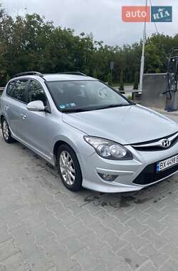 Универсал Hyundai i30 2010 в Тернополе