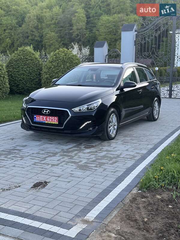Универсал Hyundai i30 2019 в Долине