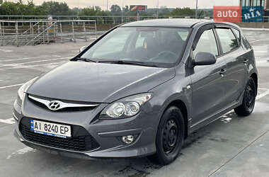 Хетчбек Hyundai i30 2010 в Києві
