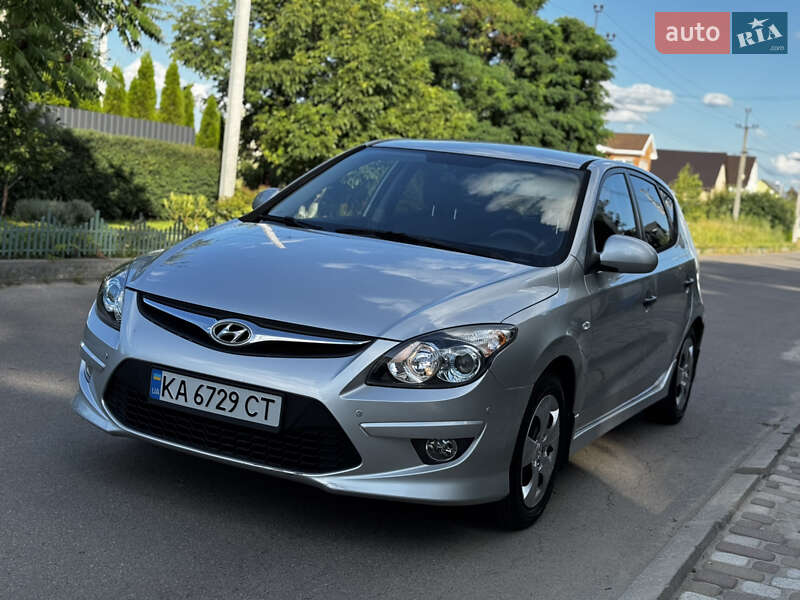 Hyundai i30 2011