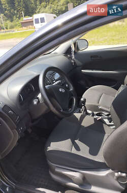 Универсал Hyundai i30 2009 в 