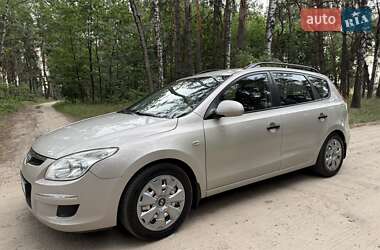 Універсал Hyundai i30 2008 в Охтирці