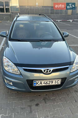Универсал Hyundai i30 2009 в Житомире