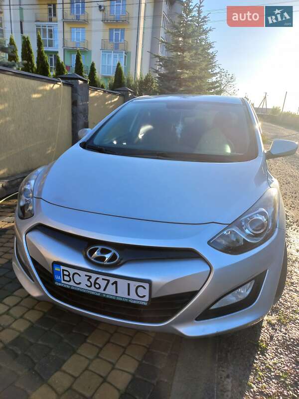 Hyundai i30 2012