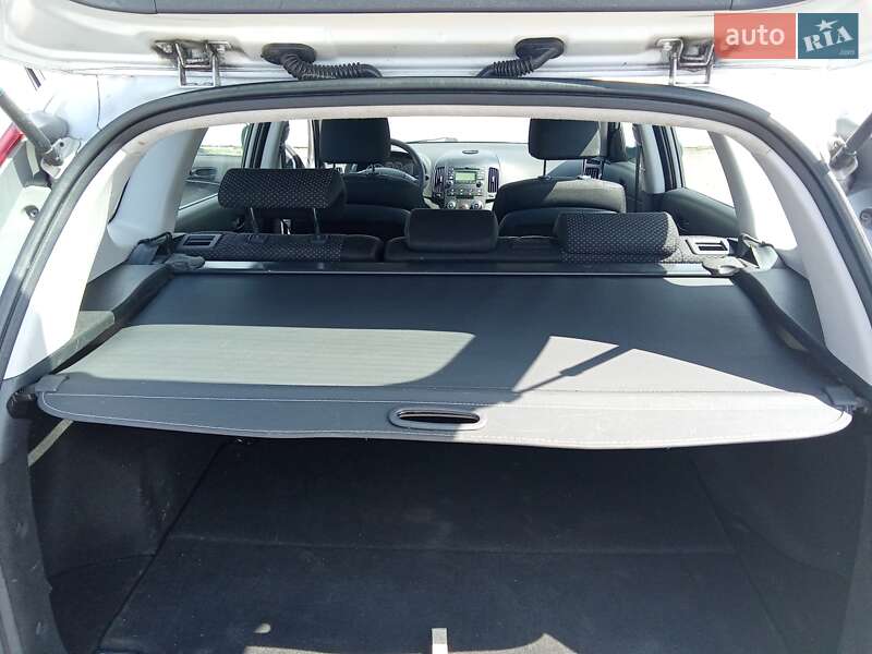 Універсал Hyundai i30 2009 в Чернігові