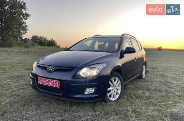 Универсал Hyundai i30 2009 в 