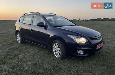 Универсал Hyundai i30 2009 в 