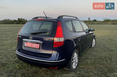 Универсал Hyundai i30 2009 в 