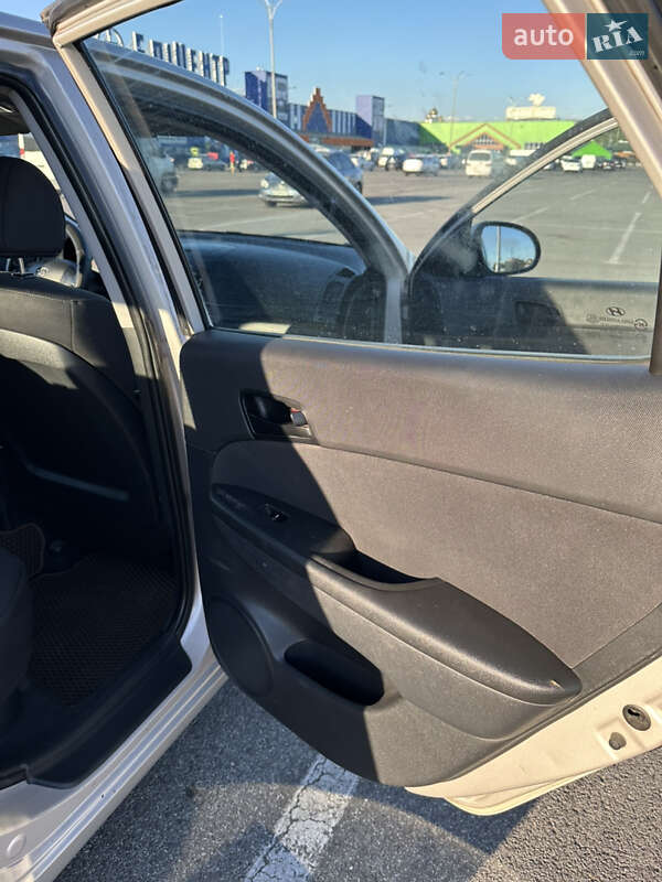 Хэтчбек Hyundai i30 2008 в Мукачево фото 20 Хэтчбек Hyundai i30 2008 в Мукачево