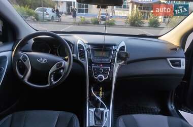 Хэтчбек Hyundai i30 2012 в 