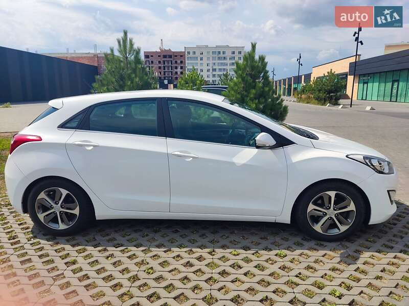 Хетчбек Hyundai i30 2015 в Хмельницькому