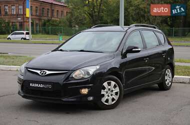 Универсал Hyundai i30 2011 в Харькове