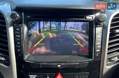 Хэтчбек Hyundai i30 2012 в 
