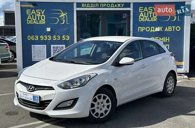 Хэтчбек Hyundai i30 2013 в Киеве