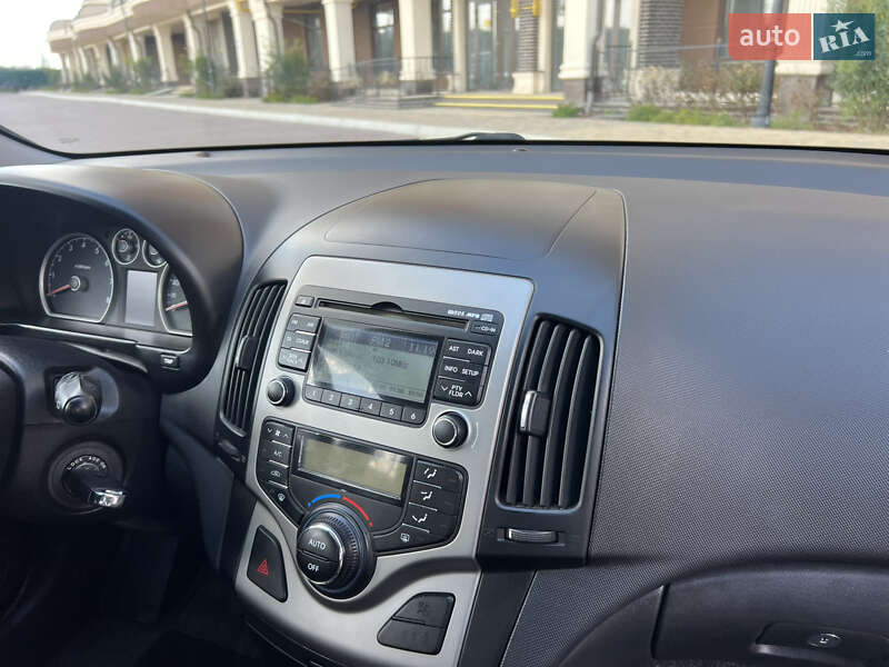 Хетчбек Hyundai i30 2010 в Києві