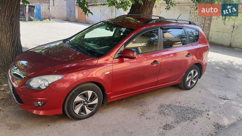 Hyundai i30 2012