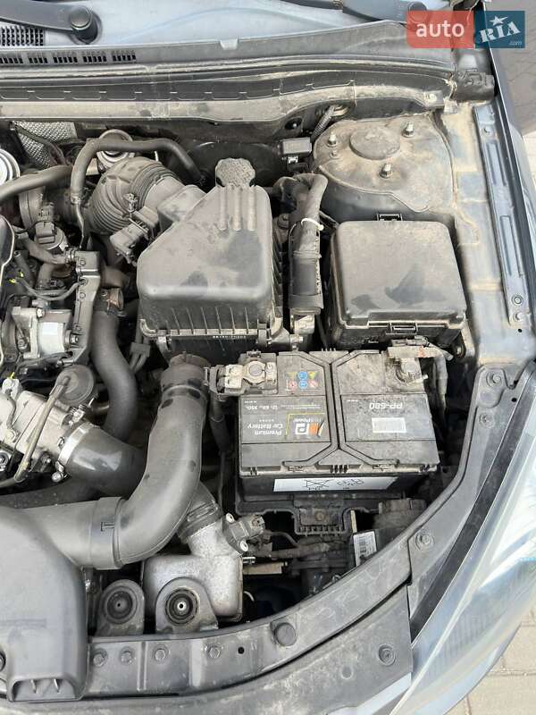 Универсал Hyundai i30 2010 в Житомире