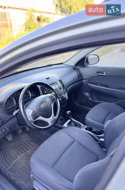 Универсал Hyundai i30 2009 в 