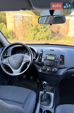 Универсал Hyundai i30 2009 в 