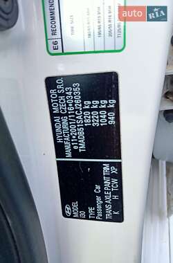 Хэтчбек Hyundai i30 2012 в 