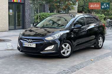 Универсал Hyundai i30 2014 в Киеве