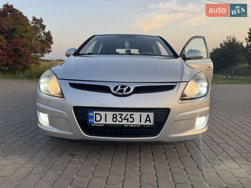 Хэтчбек Hyundai i30 2007 в Львове