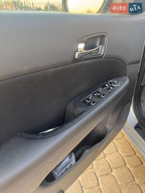 Хэтчбек Hyundai i30 2007 в Львове
