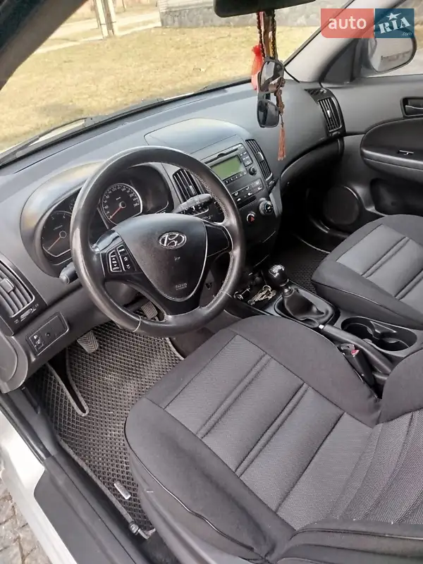 Hyundai i30 2009 VIN TMADB81SAAJ010774 фото оголошення 7 з 40