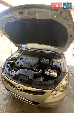 Хэтчбек Hyundai i30 2008 в 