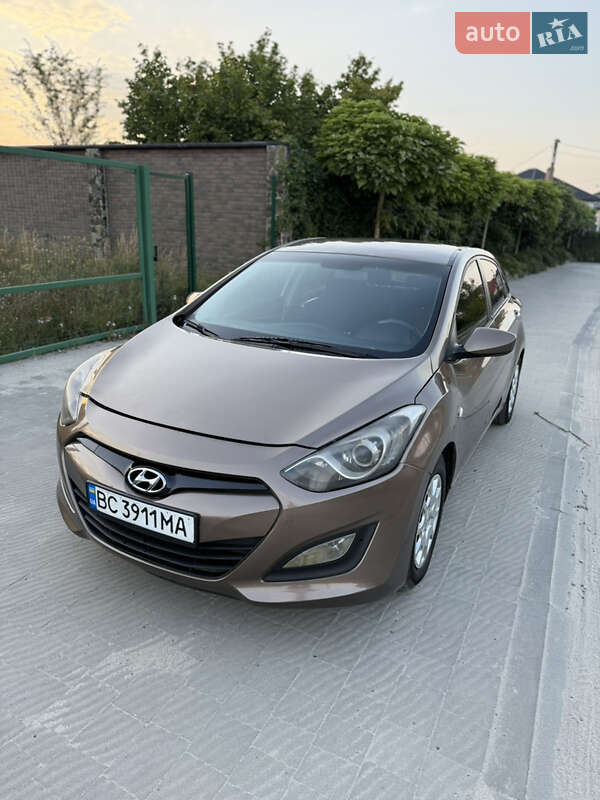 Hyundai i30 2013