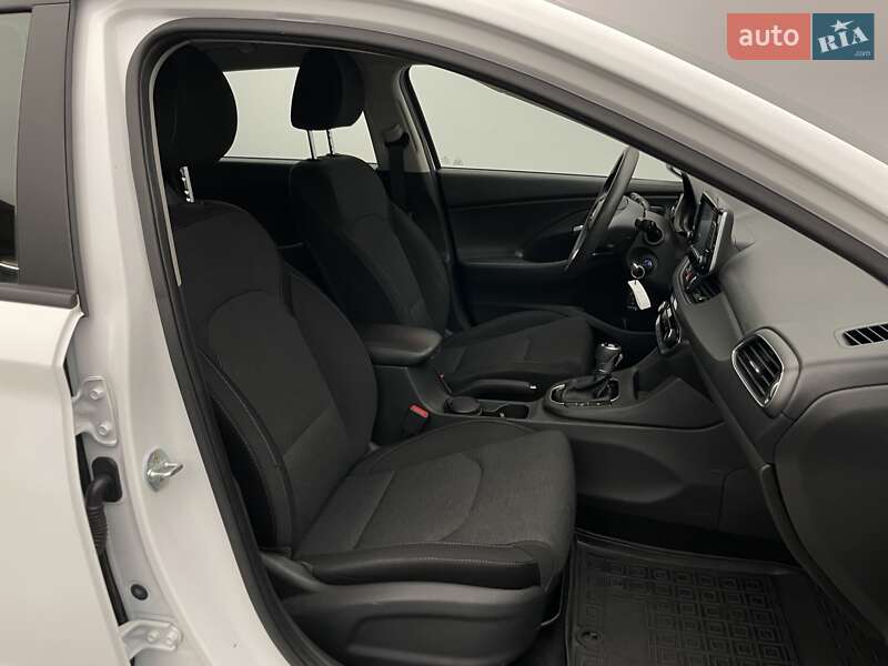 Универсал Hyundai i30 2021 в Киеве