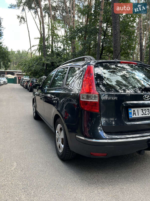 Универсал Hyundai i30 2009 в Киеве